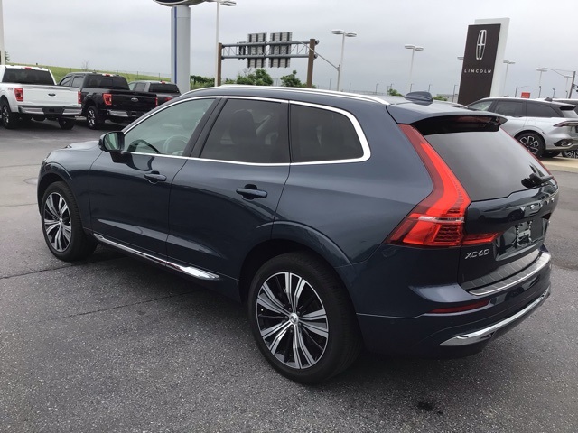 2022 Volvo XC60 Inscription photo 3