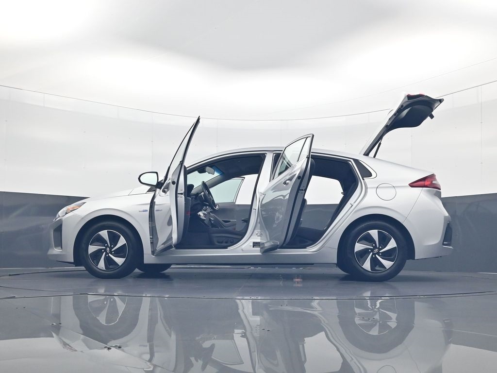 2019 Hyundai Ioniq SEL photo 34