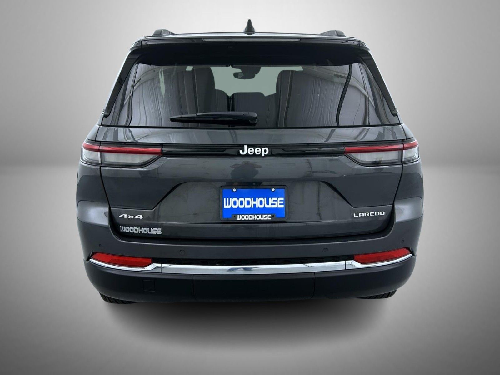 2024 Jeep Grand Cherokee Laredo photo 5
