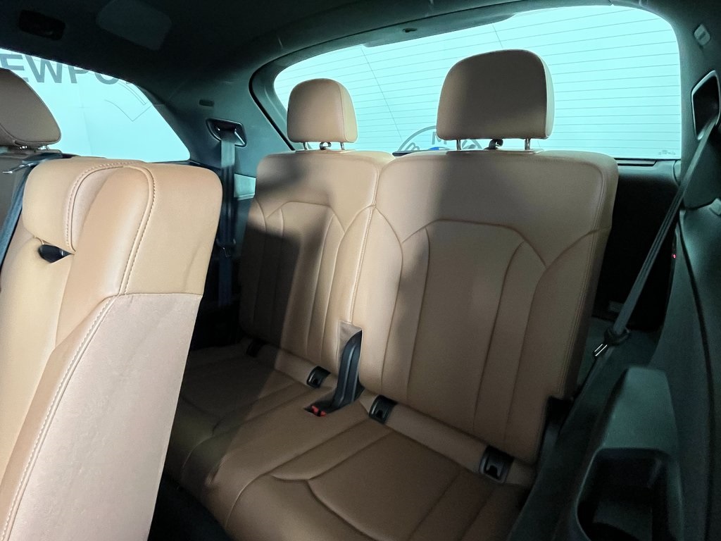 2023 Audi Q7 55 Prestige photo 19