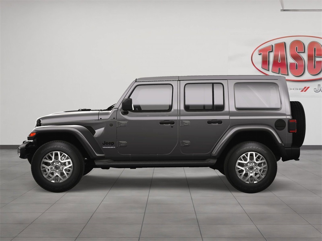 2025 Jeep Wrangler Sahara photo 3