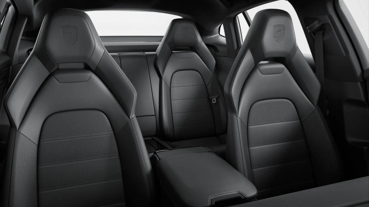 2026 Porsche Panamera 4 E-Hybrid photo 9