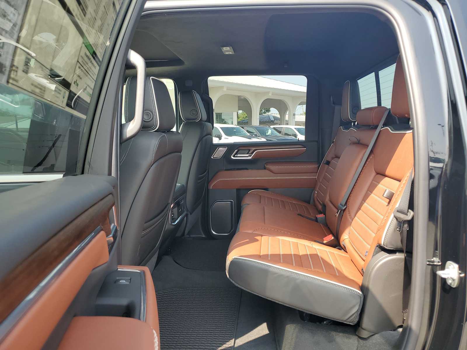 2025 Gmc Sierra 3500 HD Denali Ultimate photo 14
