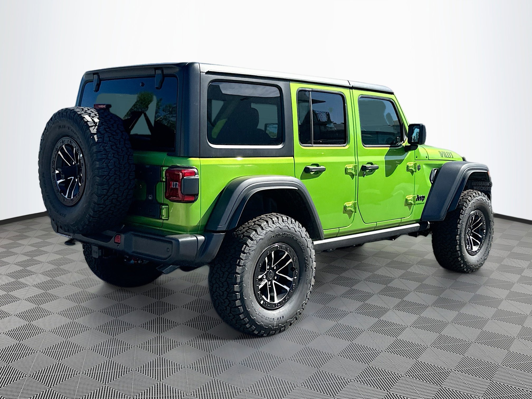 2025 Jeep Wrangler Willys photo 4
