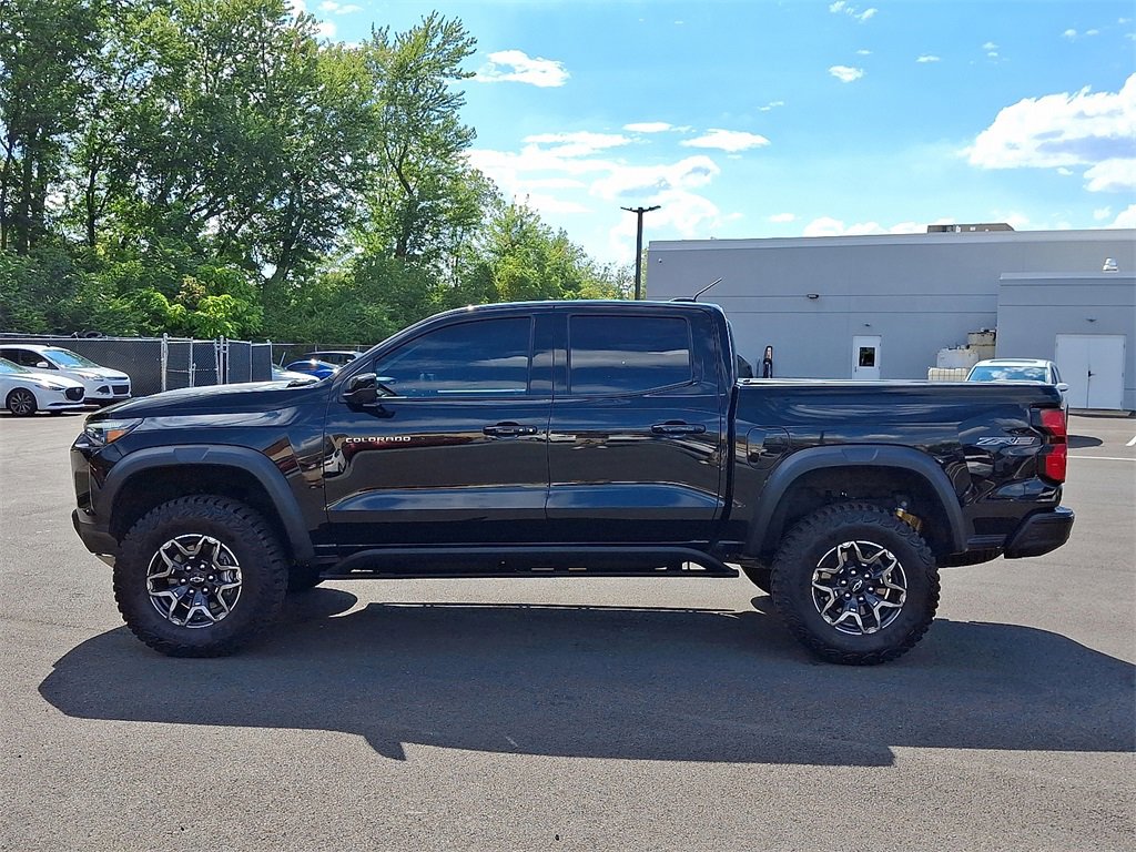 2024 Chevrolet Colorado ZR2 photo 3
