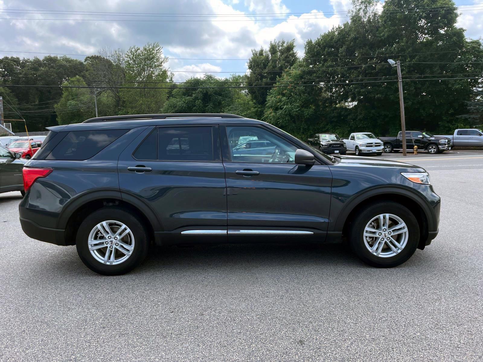 2022 Ford Explorer XLT photo 4