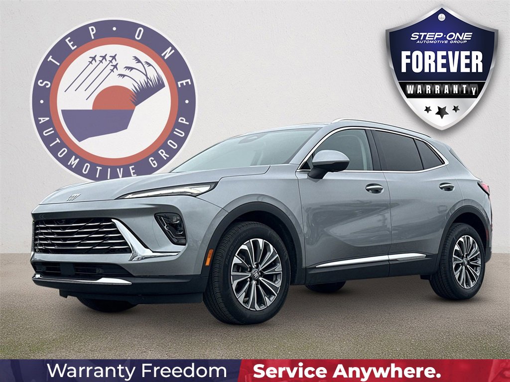 2025 Buick Envision Preferred's photo