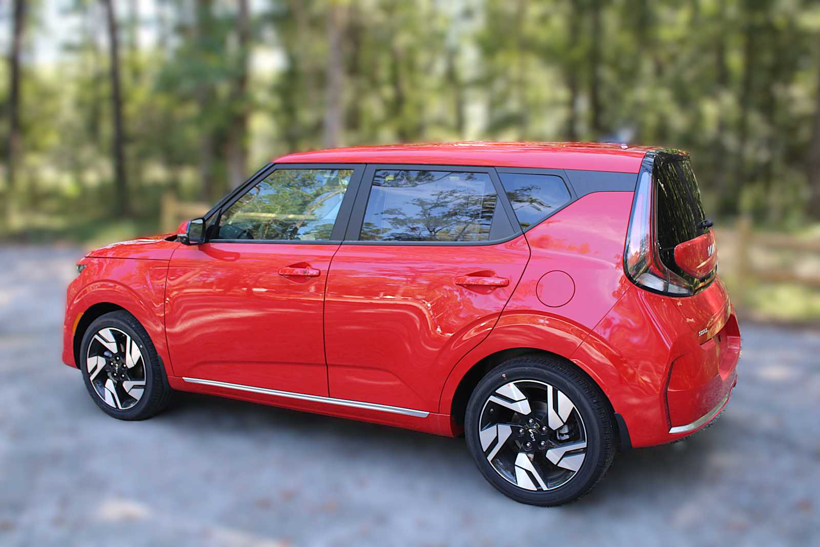 2025 Kia Soul GT-Line photo 5