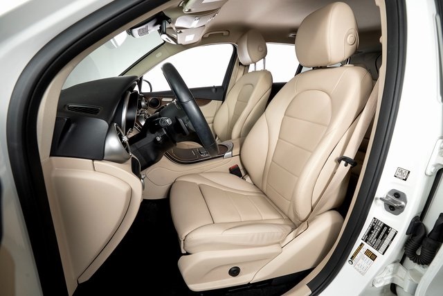 2022 Mercedes Benz GLC 300 4MATIC photo 16