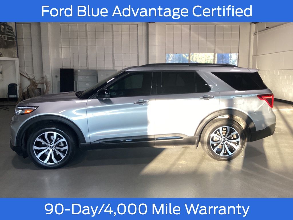 2021 Ford Explorer ST photo 2