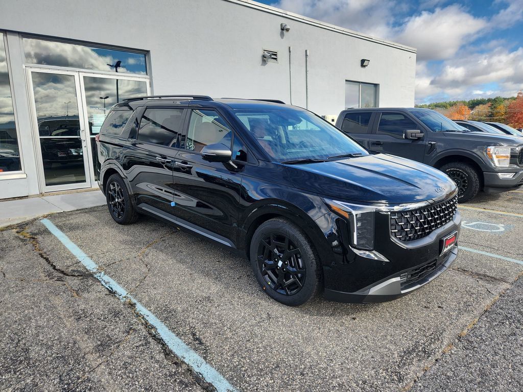 2026 Kia Carnival SX's photo