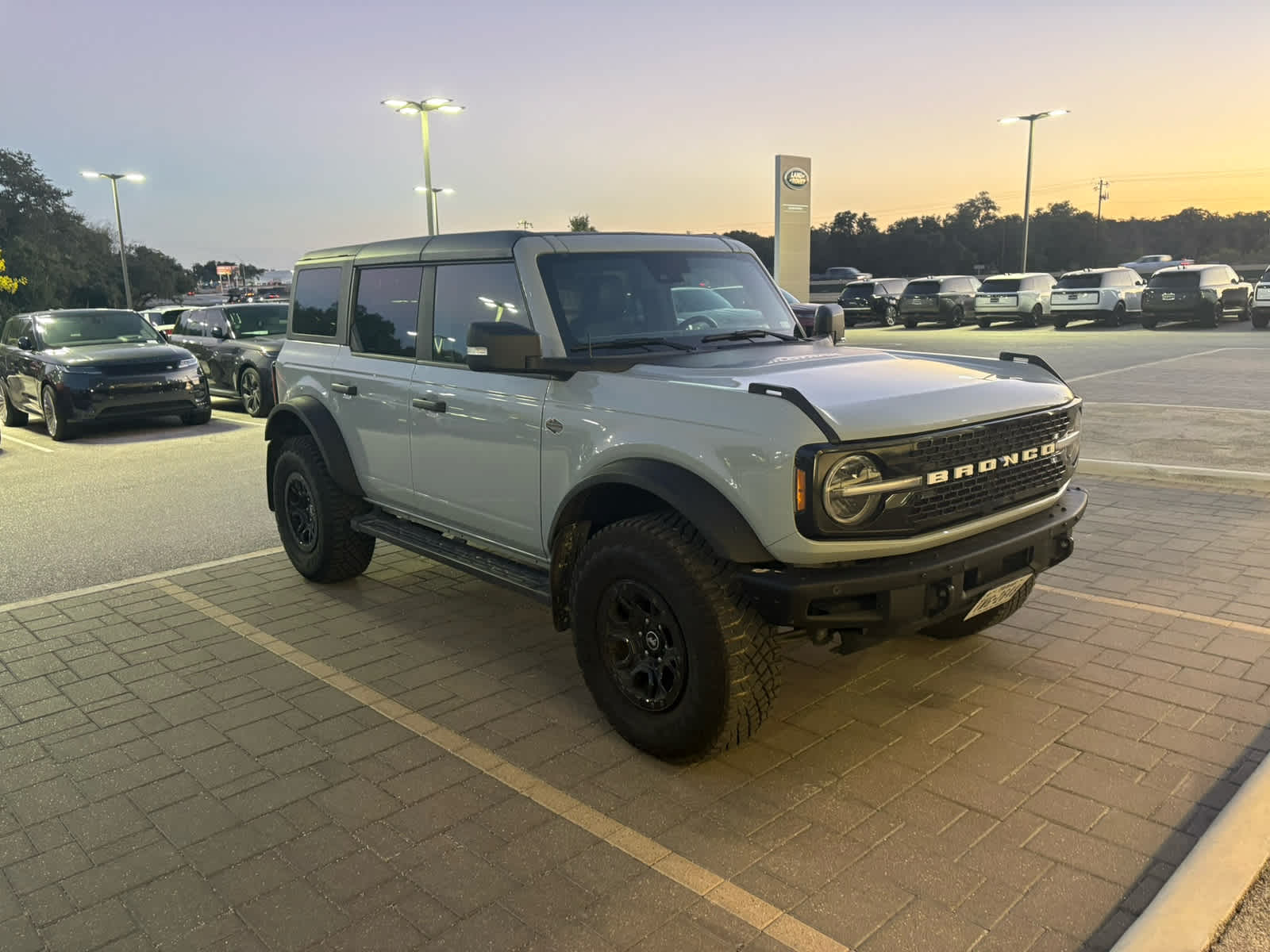 2024 Ford Bronco Wildtrak photo 3