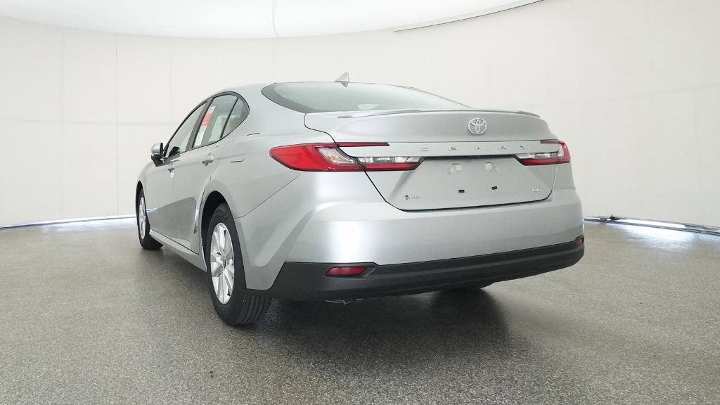 2025 Toyota Camry LE photo 13