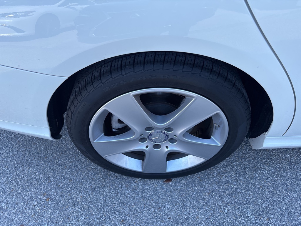 2016 Mercedes Benz CLA 250 4MATIC photo 11