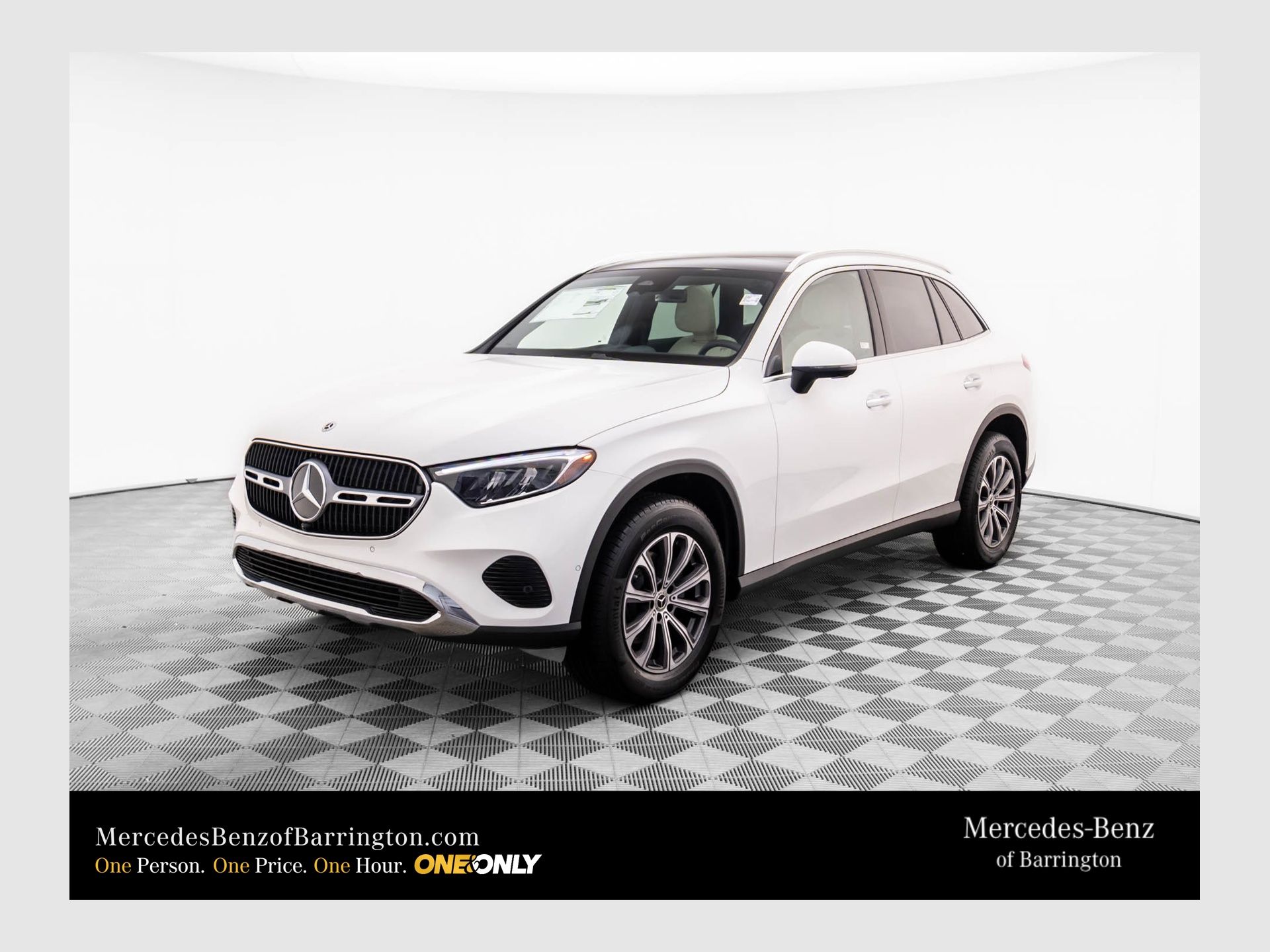 2026 Mercedes-Benz GLC Base's photo