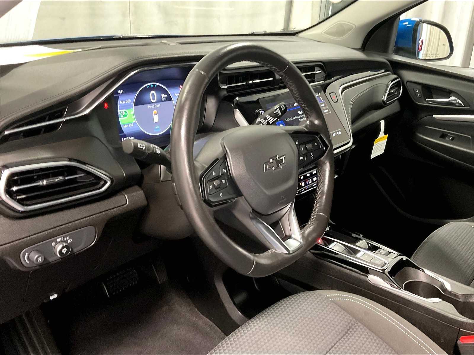 2023 Chevrolet Bolt EUV photo 8