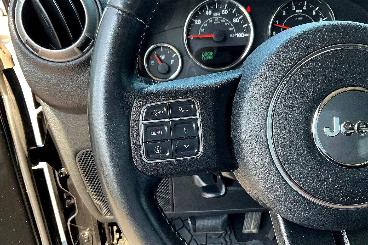 2017 Jeep Wrangler Unlimited Sport photo 16