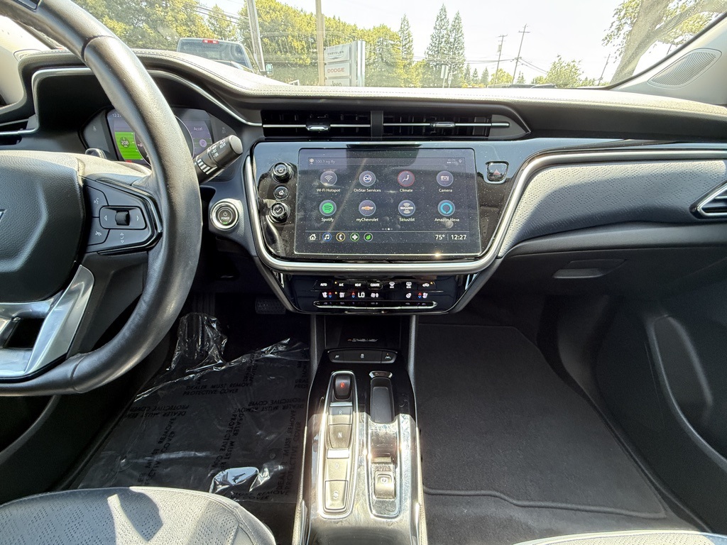 2022 Chevrolet Bolt EUV Premier photo 17