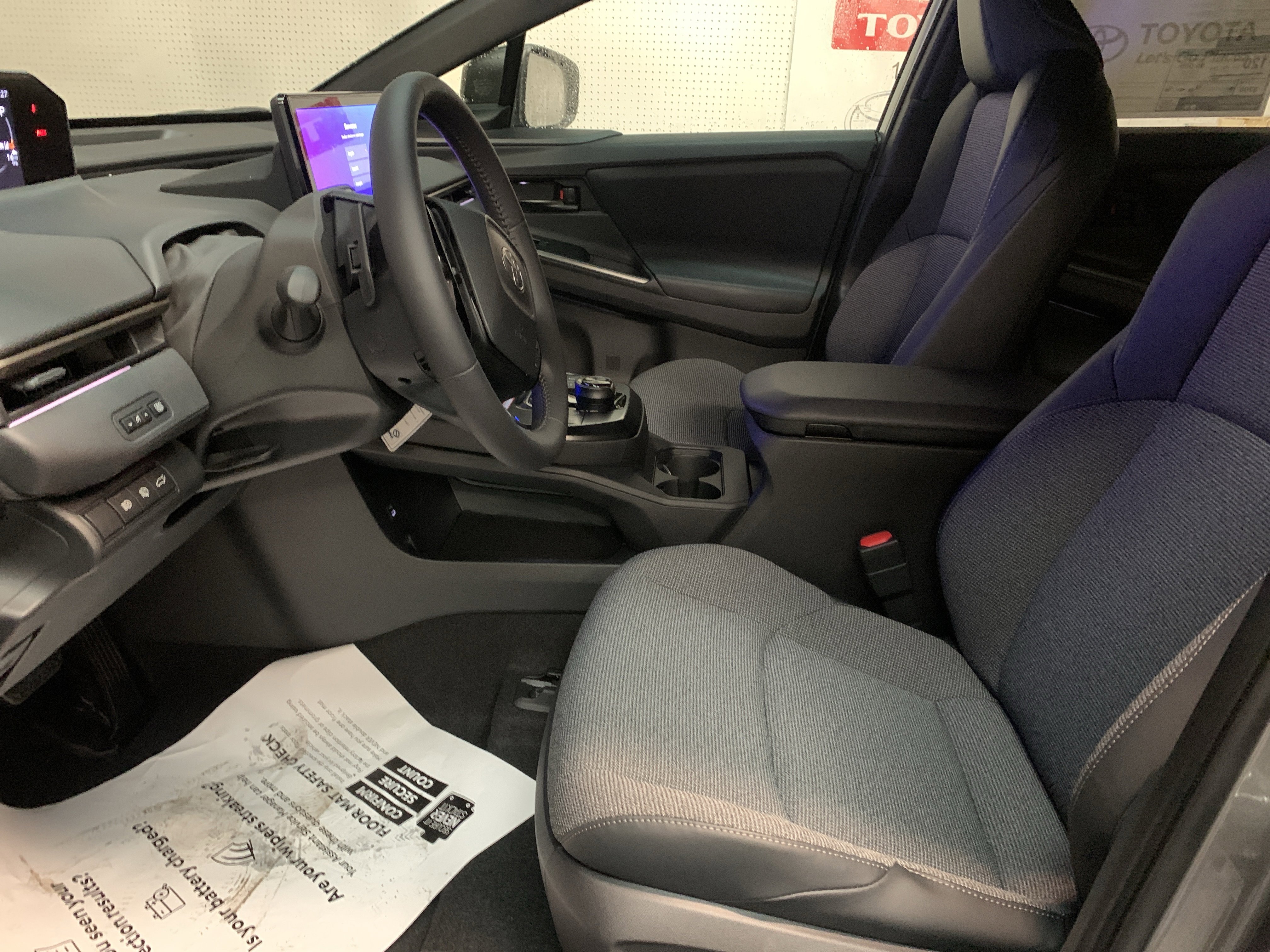 2026 Toyota bZ XLE's photo