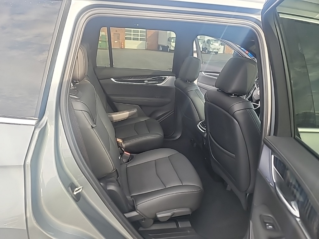 2024 CADILLAC XT6 - Image 13