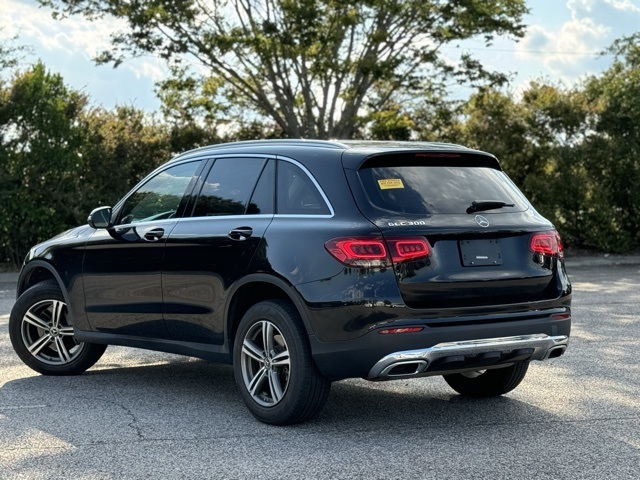 2020 Mercedes Benz GLC 300 photo 3
