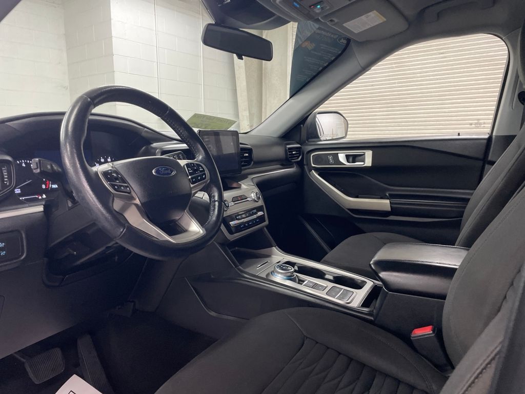 2020 Ford Explorer XLT photo 4