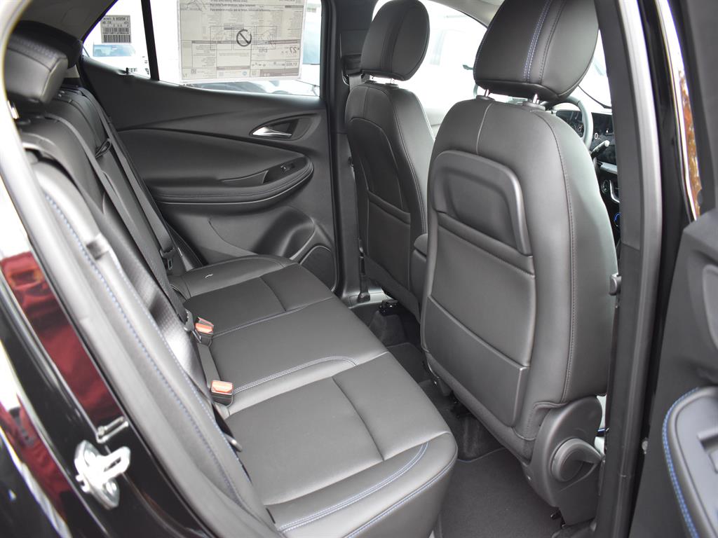 2026 Buick Encore GX Sport Touring photo 4