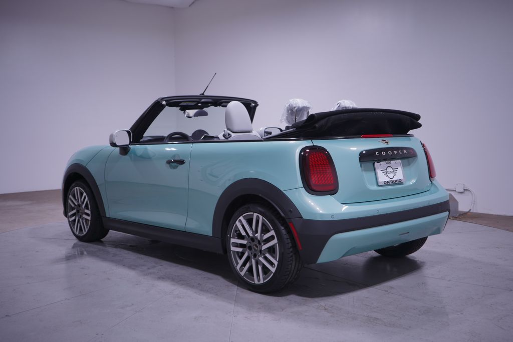 2026 Mini Cooper Convertible Iconic photo 3