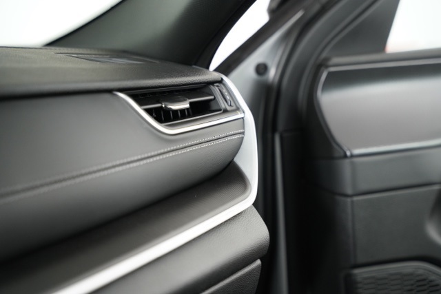 2025 Jeep Grand Cherokee Altitude photo 15