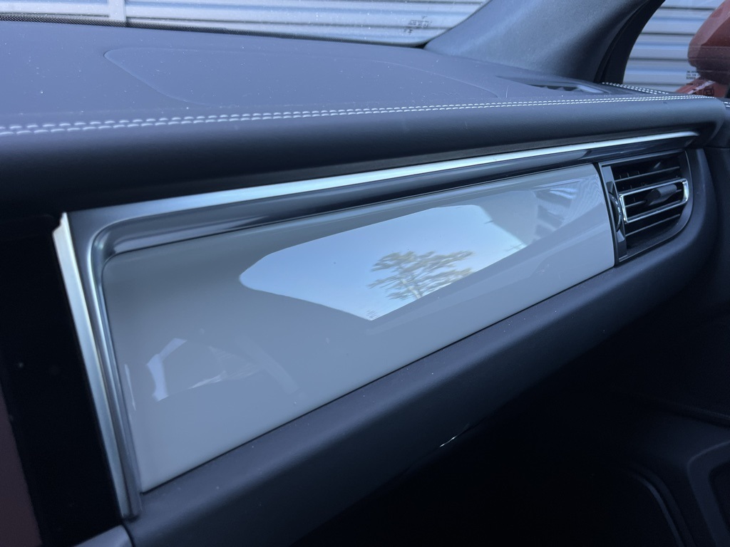 2024 Porsche Macan GTS photo 24
