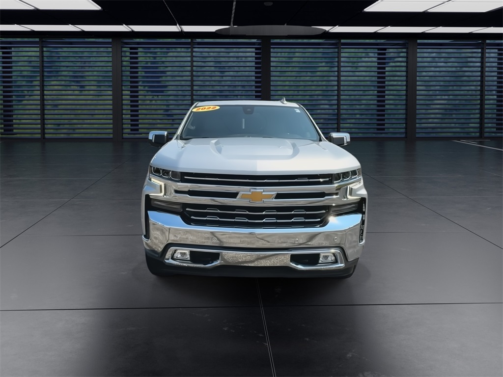 2022 Chevrolet Silverado 1500 LTZ photo 3