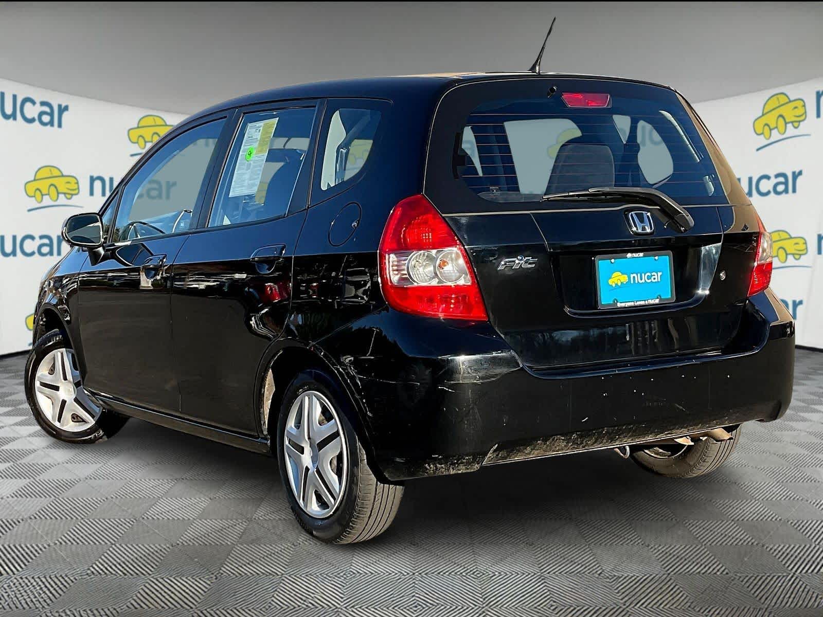 2008 Honda Fit photo 2