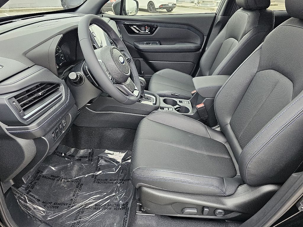2025 Subaru Forester Limited photo 25