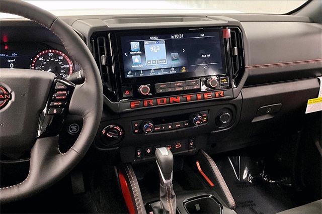 2025 Nissan Frontier PRO-4X photo 7