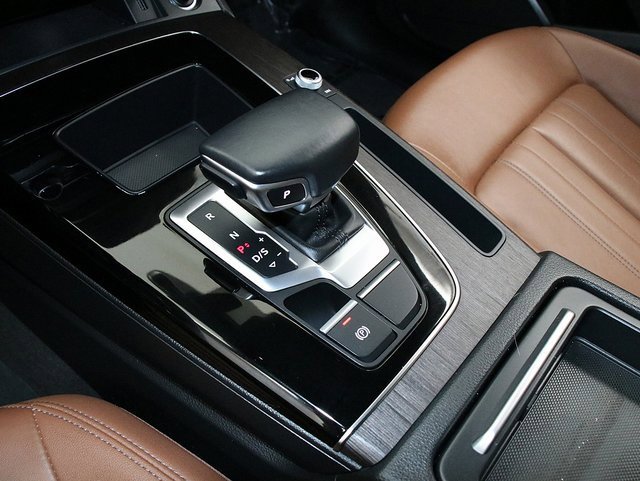 2021 Audi Q5 Premium photo 15