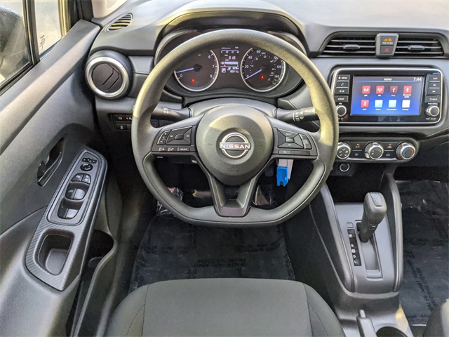 2024 Nissan Versa 1.6 S photo 11