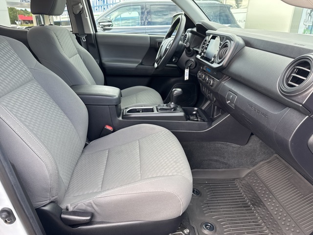 2021 Toyota Tacoma V6 photo 15
