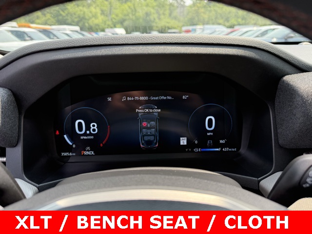 2025 Ford Explorer photo 21