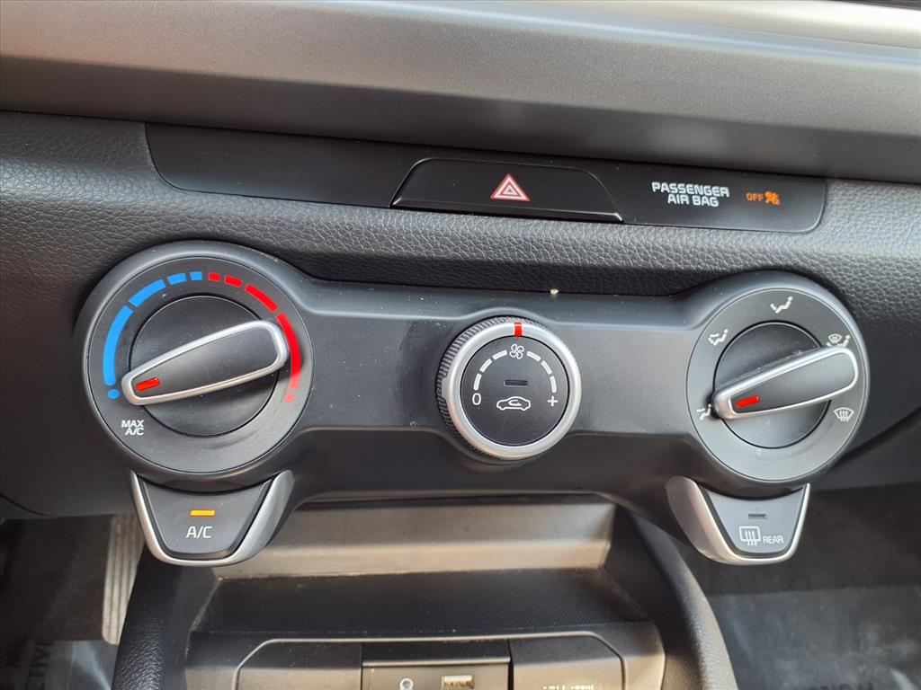 2020 Kia Rio LX photo 5