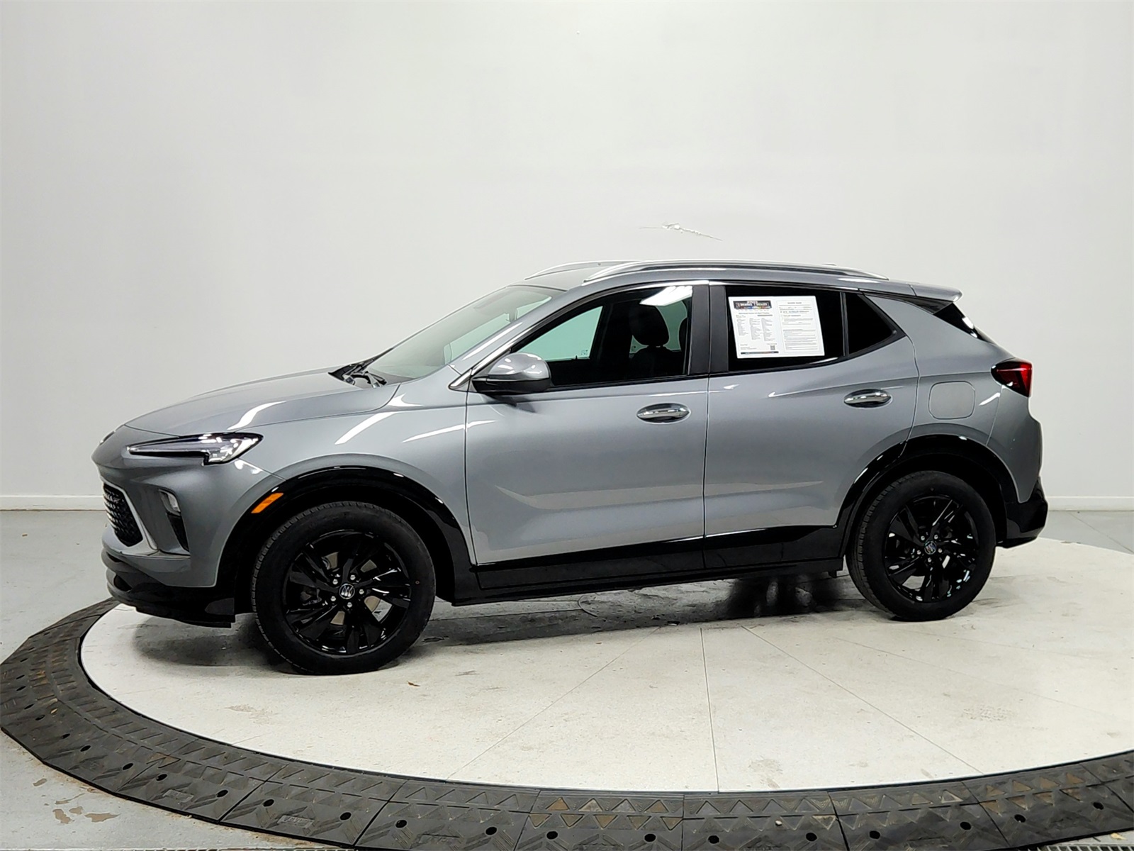 2024 Buick Encore GX Sport Touring photo 3