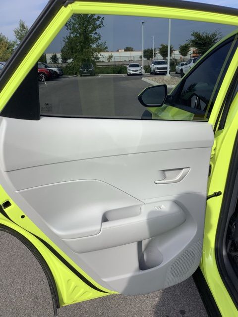 2024 Hyundai Kona SEL photo 16