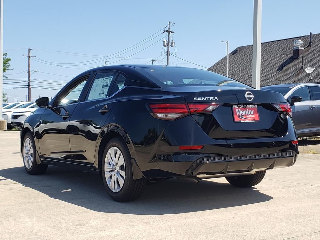 2025 Nissan Sentra S photo 3