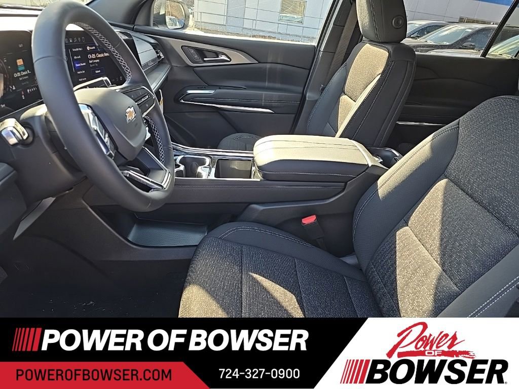 2026 Chevrolet Traverse 2LT photo 4
