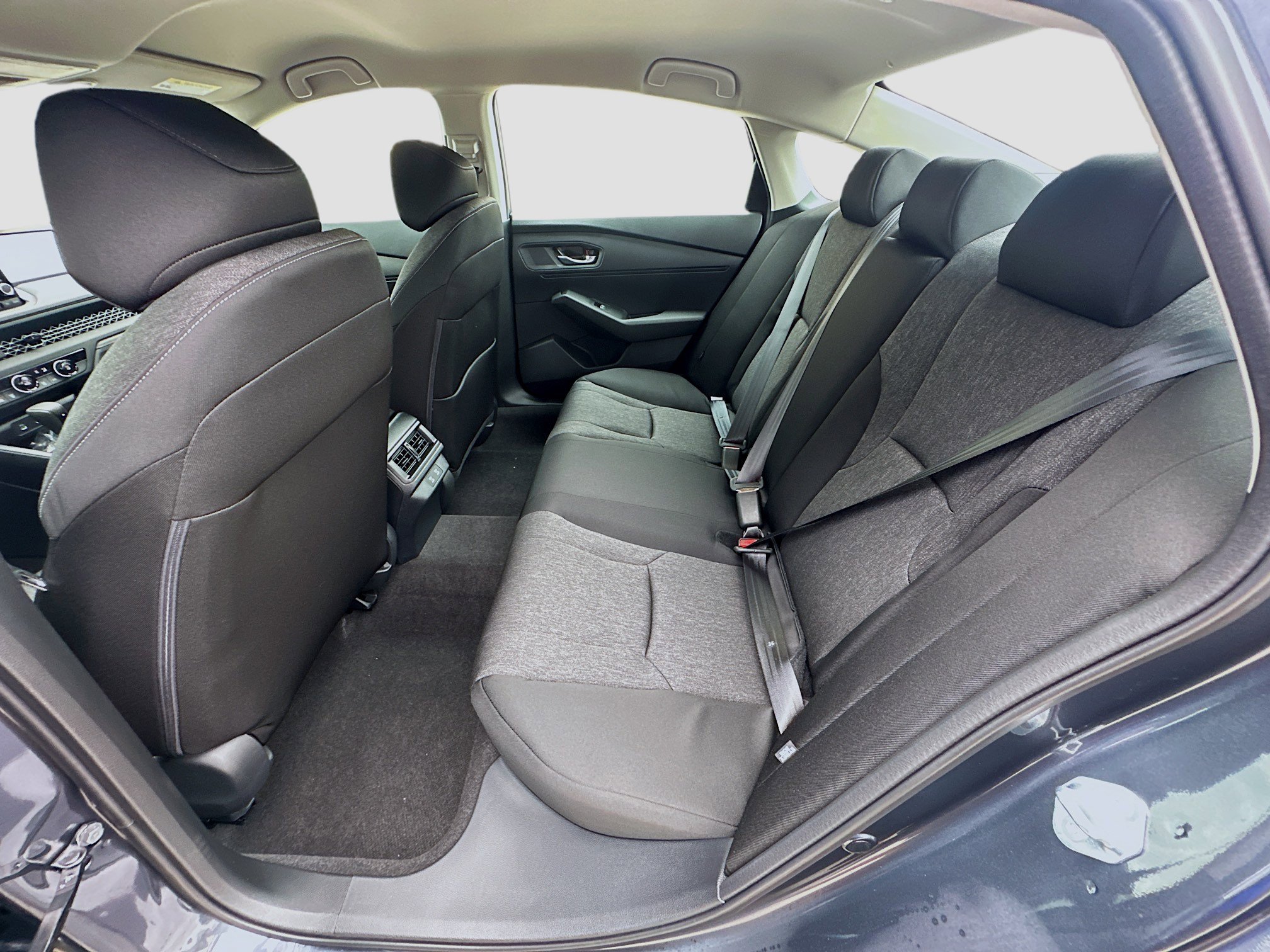 2025 Honda Accord LX photo 17
