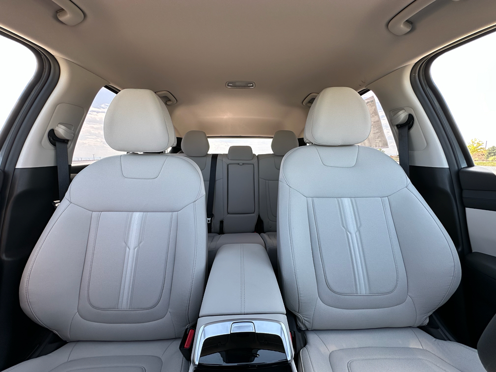 2025 Hyundai Tucson SEL photo 10
