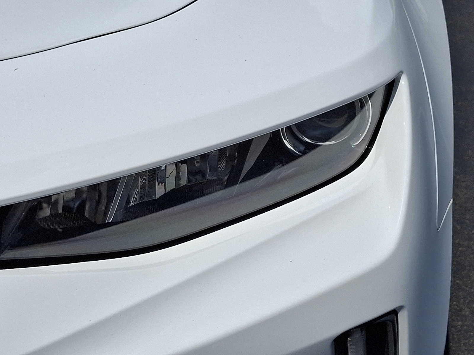 2017 Chevrolet Camaro 1LT photo 14