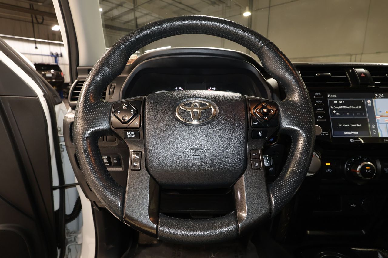 2024 Toyota 4Runner TRD Off-Road Premium photo 10