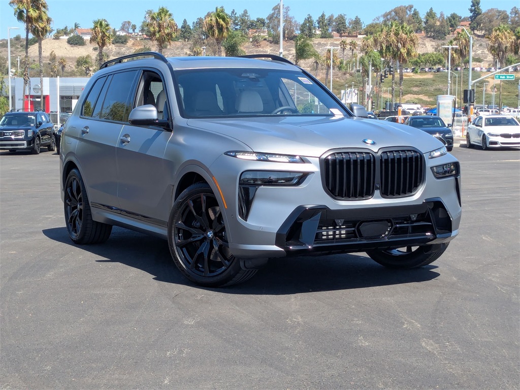 2026 BMW X7 40i's photo