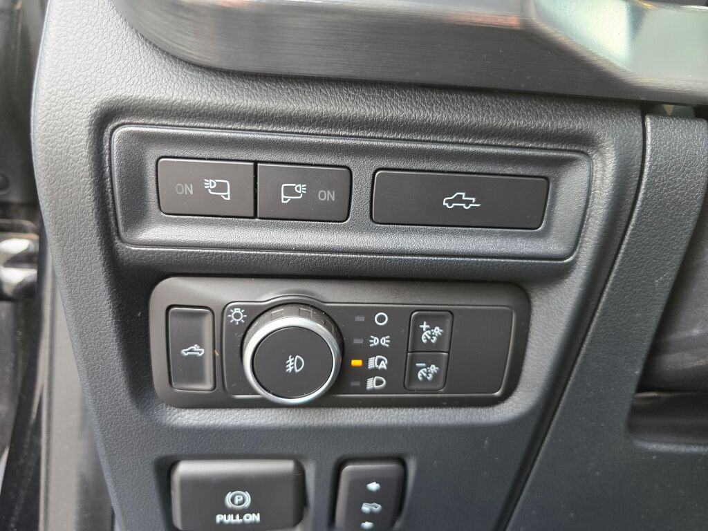 2021 Ford F-150 Lariat photo 22
