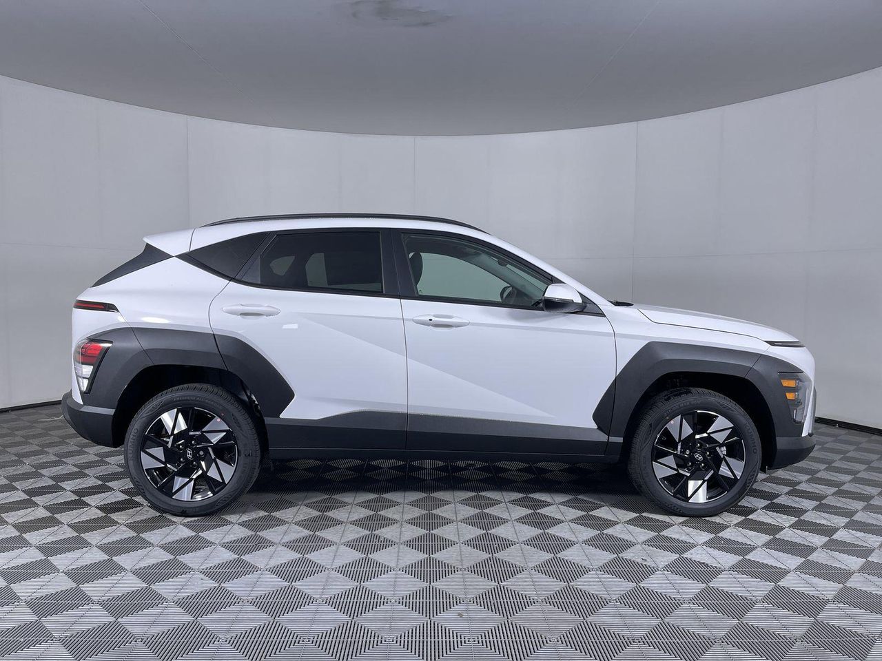2025 Hyundai Kona SEL N Line photo 4